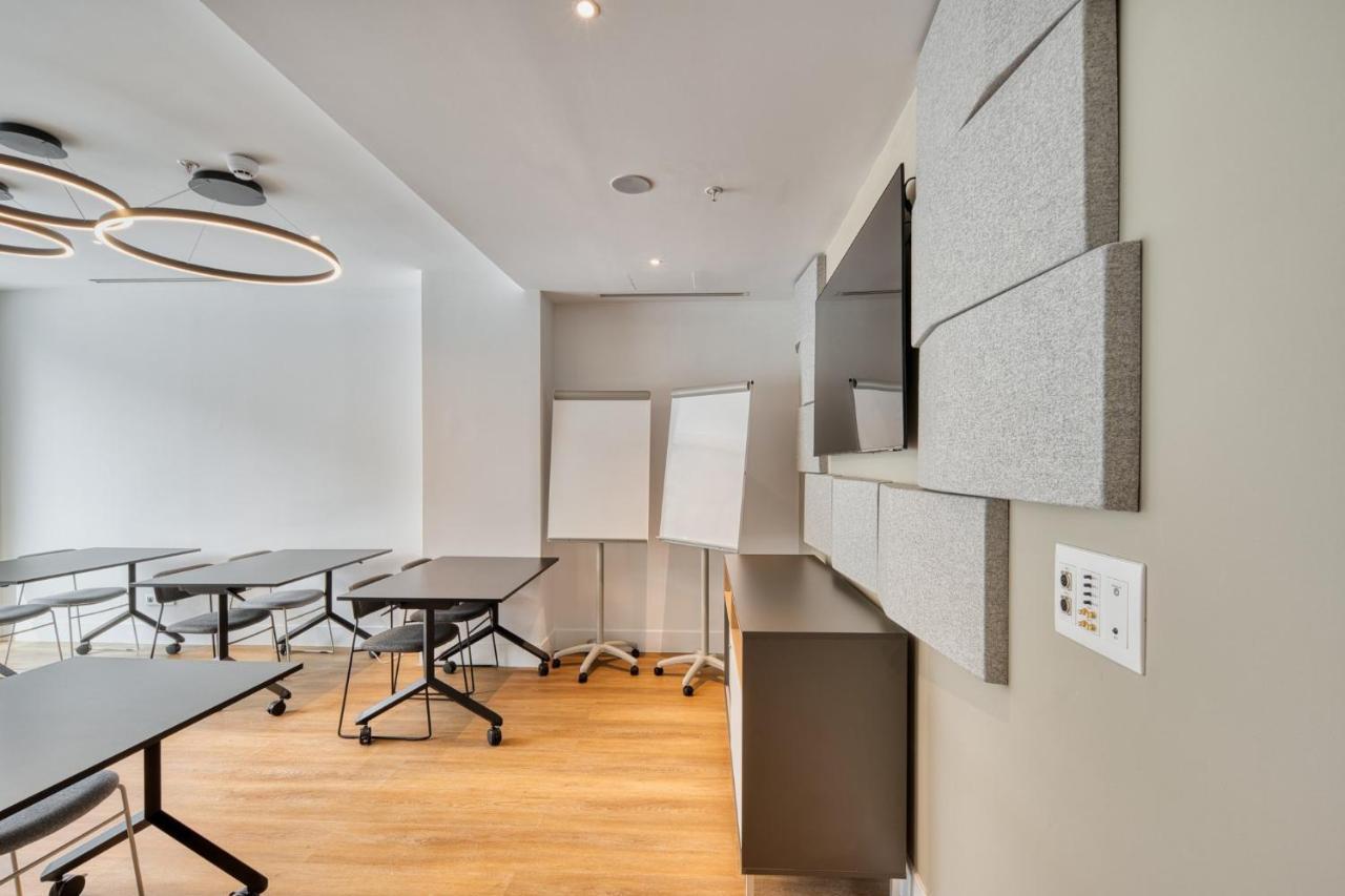 Holiday Inn Express - Madrid - Airport By Ihg Dış mekan fotoğraf