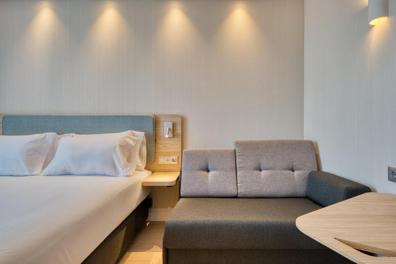 Holiday Inn Express - Madrid - Airport By Ihg Dış mekan fotoğraf