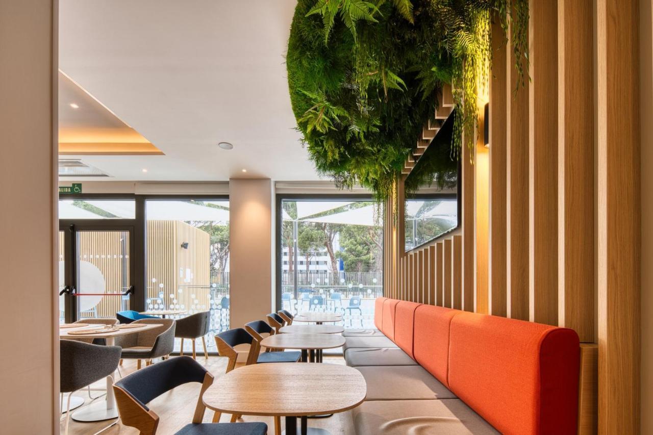 Holiday Inn Express - Madrid - Airport By Ihg Dış mekan fotoğraf