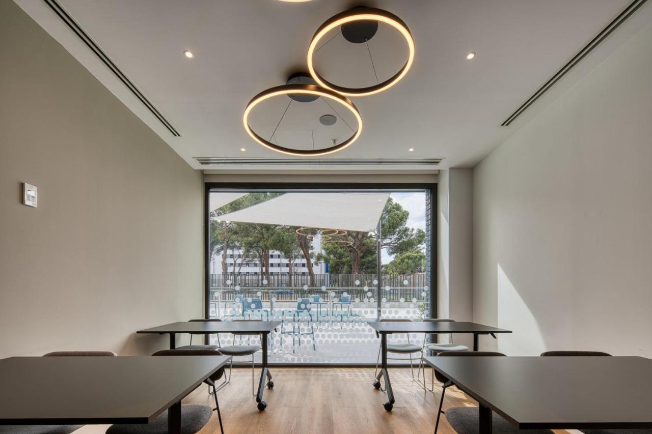 Holiday Inn Express - Madrid - Airport By Ihg Dış mekan fotoğraf